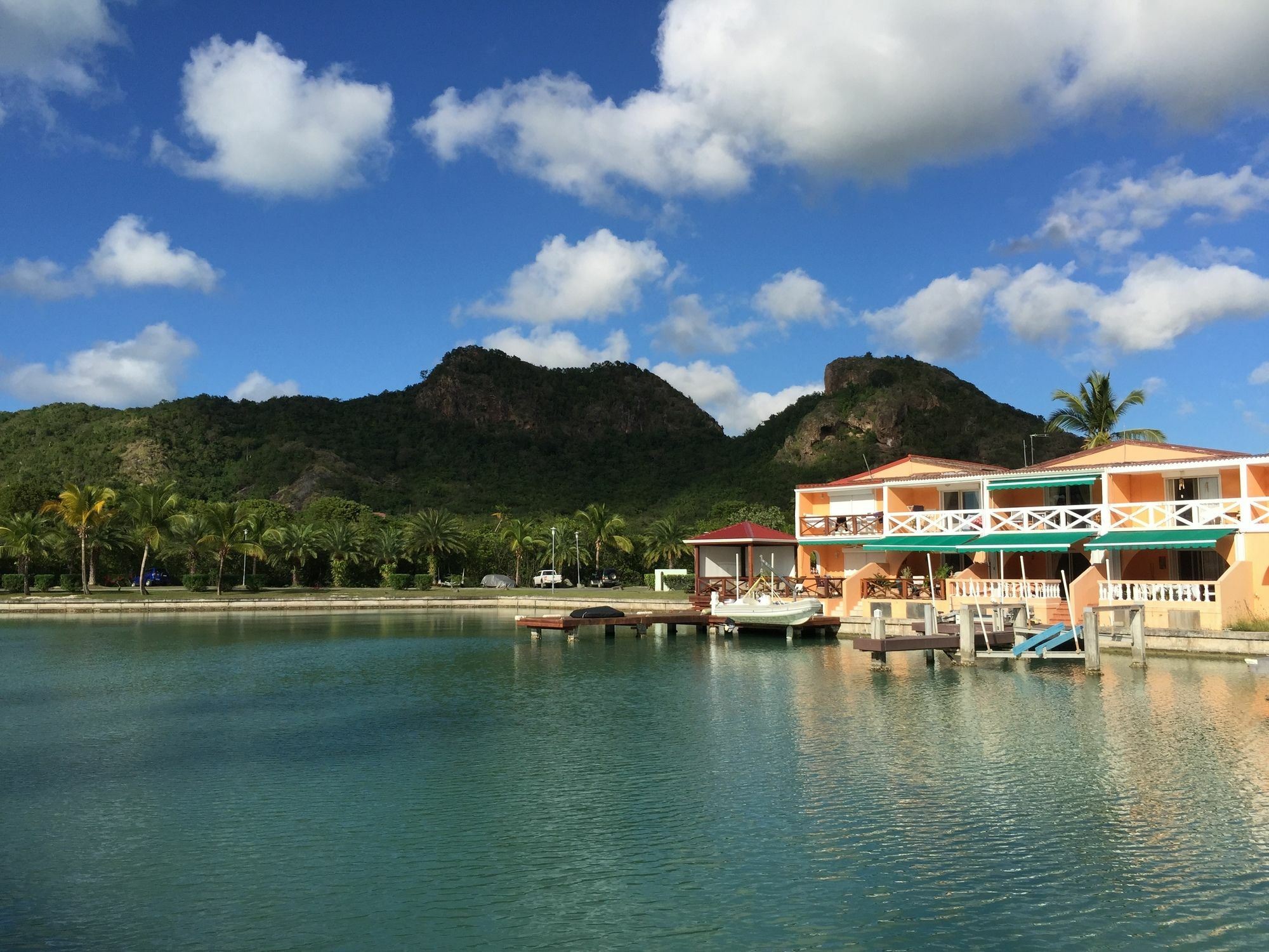 Antigua Chiama Italia Villas Jolly Harbour Exteriér fotografie